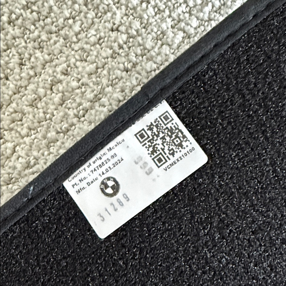 2025 BMW X5 Floor Mats Set - Picture 3 of 5